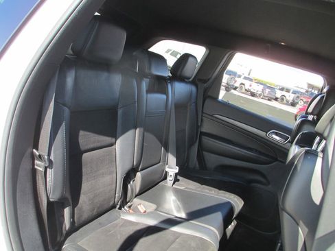 Used 2018 Jeep Grand Cherokee Altitude image 23