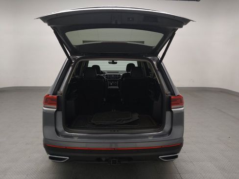 Used 2021 Volkswagen Atlas SE w/ Towing Package FWD image 29