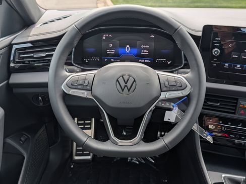 New 2026 Volkswagen Jetta Sport FWD image 9