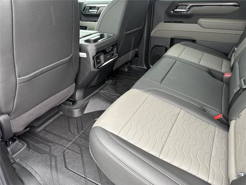 New 2026 Chevrolet Silverado 2500 ZR2 AWD/4WD image 33