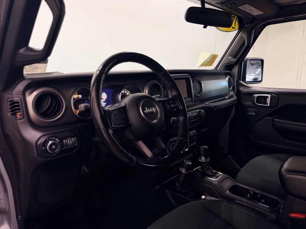 Used 2021 Jeep Wrangler Unlimited Sport AWD/4WD image 12