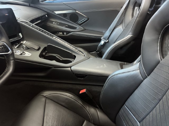 Used 2024 Chevrolet Corvette Stingray Preferred Cpe w/ Stealth Interior Trim Package RWD image 13