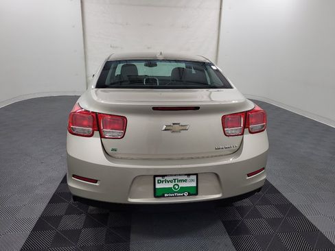 Used 2016 Chevrolet Malibu LT FWD image 6