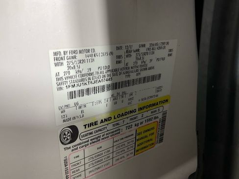 Certified 2018 Ford Expedition Limited w/ Equipment Group 301A image 27