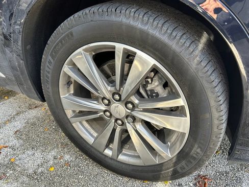 Used 2021 Cadillac XT6 Premium Luxury FWD image 10