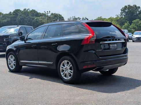 Used 2016 Volvo XC60 T5 w/ Proximity Package FWD image 7