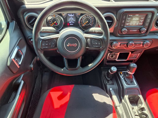 Used 2018 Jeep Wrangler Unlimited Sport AWD/4WD image 13