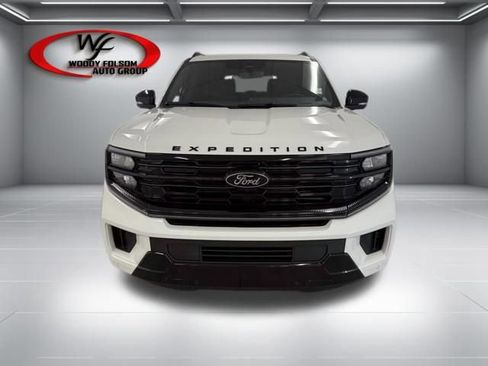 New 2026 Ford Expedition Max Platinum image 2