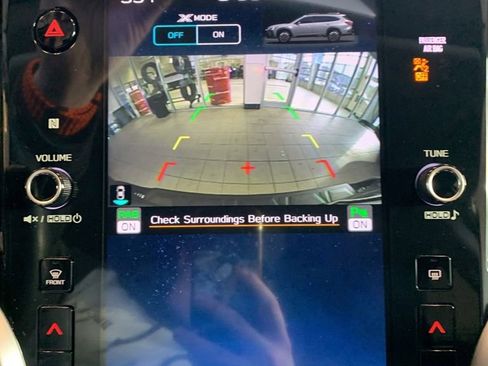 Certified 2025 Subaru Outback Touring XT image 8