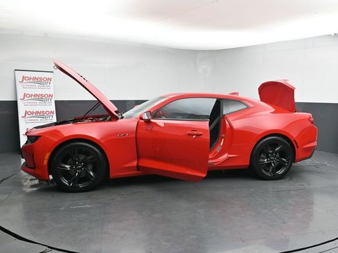 Used 2020 Chevrolet Camaro LT image 44