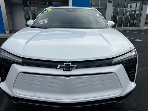 Used 2024 Chevrolet Blazer EV LT image 2