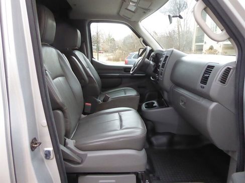 Used 2012 Nissan NV 2500 S w/ Side Curtain Airbag Pkg RWD image 23