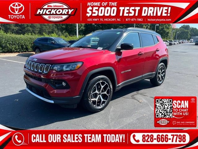 Used 2025 Jeep Compass Limited AWD/4WD image 1