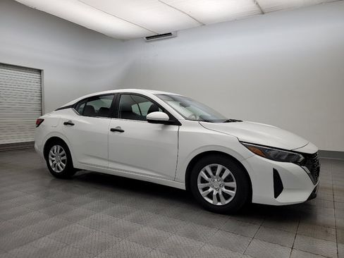 Used 2024 Nissan Sentra S image 11