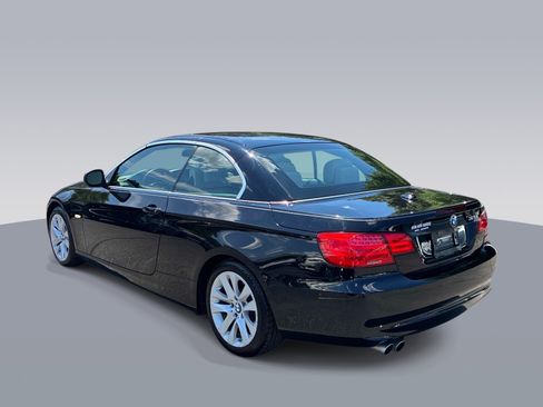 Used 2011 BMW 328i Convertible RWD image 24