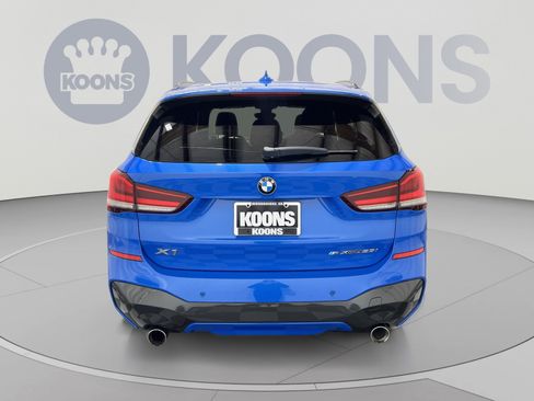 Used 2021 BMW X1 xDrive28i w/ M Sport Package AWD/4WD image 5