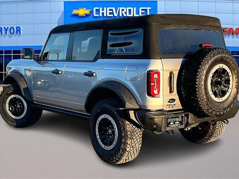 Used 2024 Ford Bronco Badlands image 4