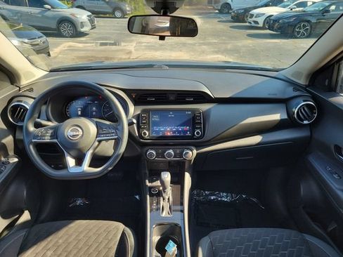 Used 2023 Nissan Kicks SV FWD image 10