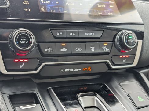 Used 2017 Honda CR-V Touring image 21