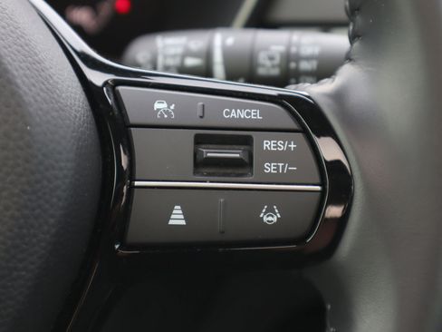 Used 2023 Honda CR-V EX-L image 17