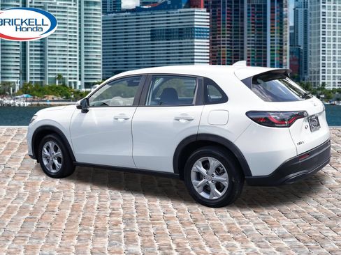 Certified 2023 Honda HR-V LX image 8