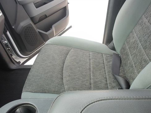 Used 2016 RAM 1500 Big Horn AWD/4WD image 19