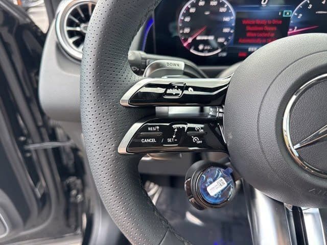 New 2025 Mercedes-Benz GLB 35 AMG 4MATIC image 13