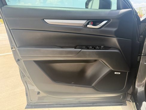 Used 2017 MAZDA CX-5 Touring w/ Preferred Equipment Package FWD image 23