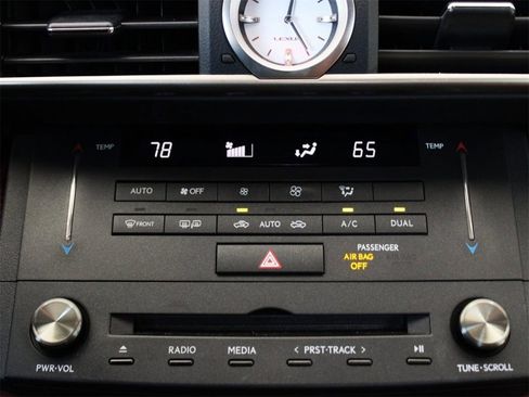 Used 2016 Lexus RC 200t image 18