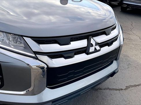 Used 2024 Mitsubishi Outlander Sport SE image 27