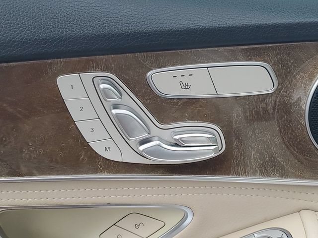 Used 2016 Mercedes-Benz C 300 4MATIC Sedan image 23