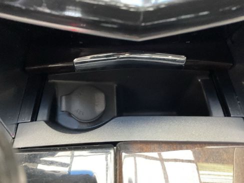 Used 2017 Cadillac XTS Luxury image 22