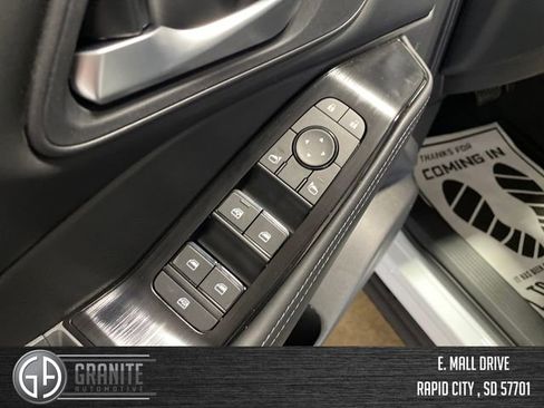 New 2026 Nissan Rogue SV w/ Cold Weather Package AWD/4WD image 4