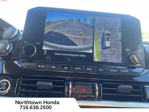 Used 2022 Nissan Pathfinder SL image 21