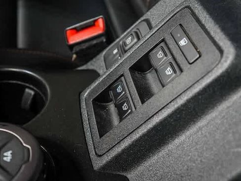 Used 2022 Ford Bronco Badlands w/ Sasquatch Package image 22