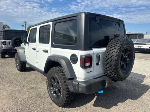 Used 2023 Jeep Wrangler Unlimited AWD/4WD image 7