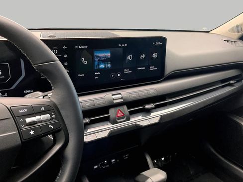 Used 2025 Kia K4 EX FWD image 7