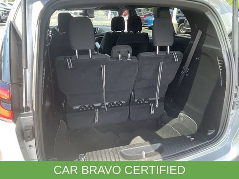 Used 2023 Chrysler Pacifica Touring FWD image 27