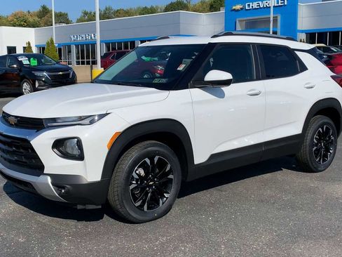 Certified 2022 Chevrolet TrailBlazer LT w/ Convenience Package image 4