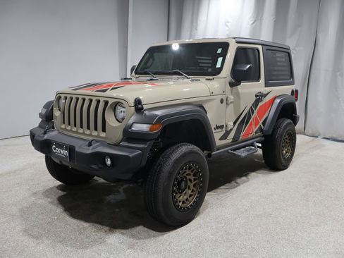Used 2022 Jeep Wrangler Sport image 6