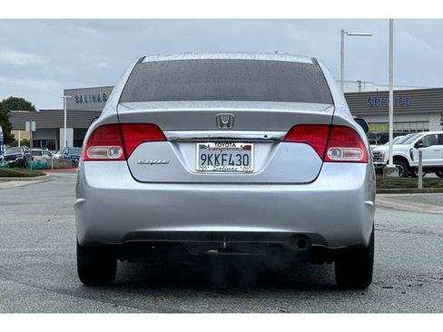 Used 2010 Honda Civic DX-VP image 5