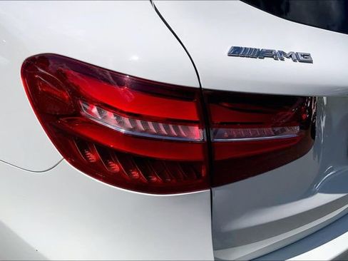 Used 2019 Mercedes-Benz GLC 43 AMG 4MATIC image 25
