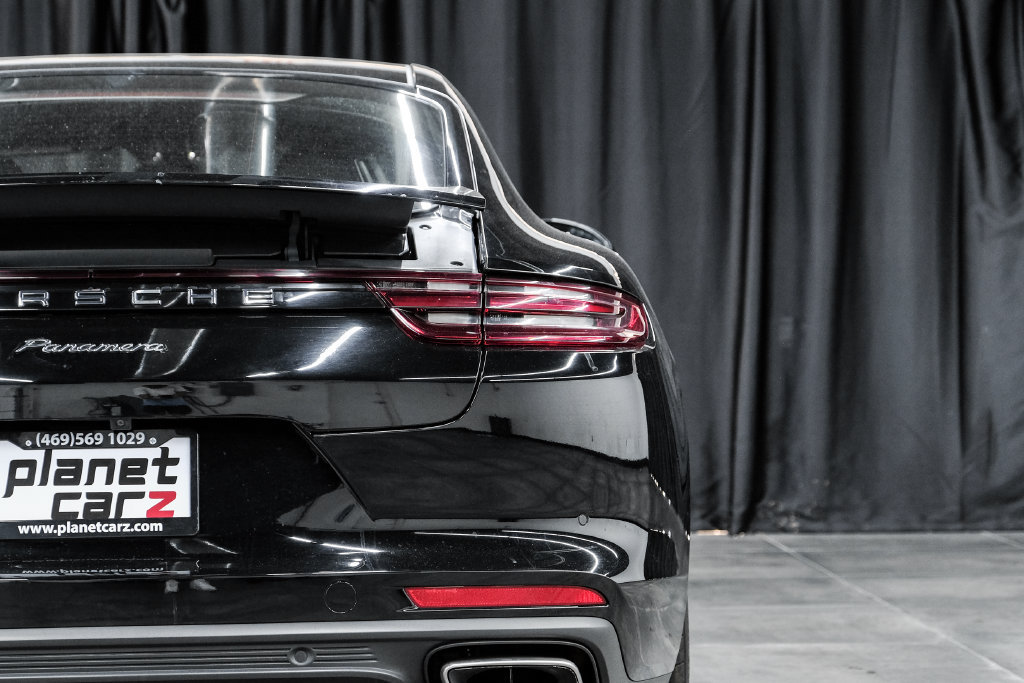 Used 2017 Porsche Panamera 4 AWD/4WD image 54