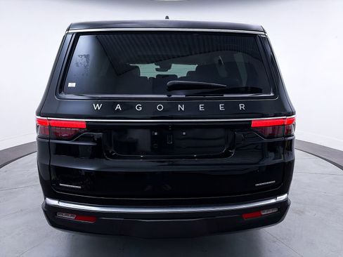 Used 2022 Jeep Wagoneer Series III w/ Premium Group I image 15