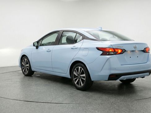 Used 2025 Nissan Versa SV image 6