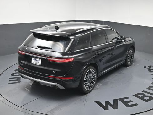 Used 2020 Lincoln Corsair Reserve w/ Equipment Group 201A image 17