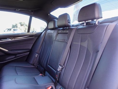 Used 2021 BMW 530i image 26