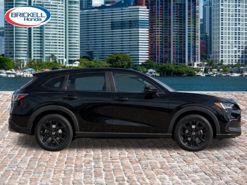 Used 2023 Honda HR-V Sport image 3