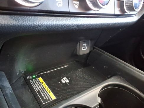 Used 2024 Honda HR-V EX-L image 23