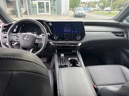 Used 2025 Lexus RX 350h w/ Convenience Package AWD/4WD image 7